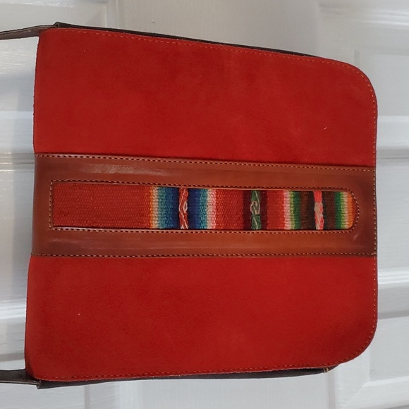 NWOT Peruvian Crossbody Bag Beautifully Crafted - Picture 2 of 6